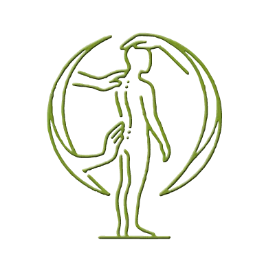 Grünes Logo für Osteopathie: Stilisierte menschliche Silhouette mit sichtbarer Wirbelsäule, berührt von drei behandelnden Händen, umrahmt von einem offenen Kreisbogen.